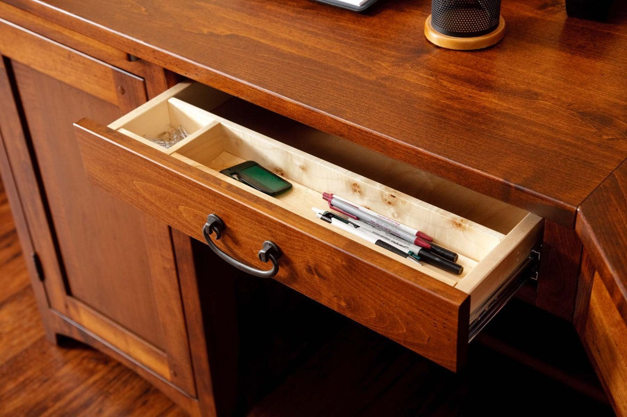 Belmont Corner Desk w/Hutch