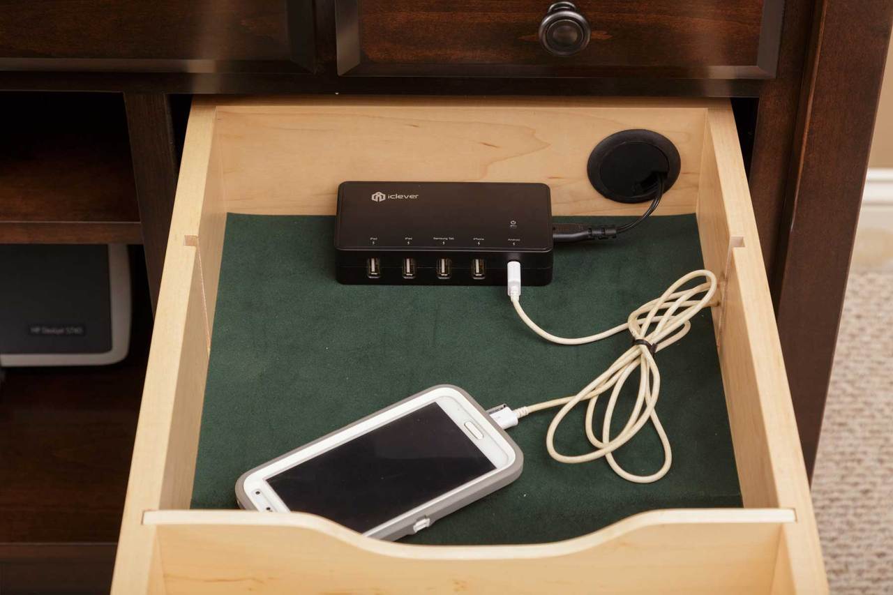 Newport Small Computer Credenza w/Hutch