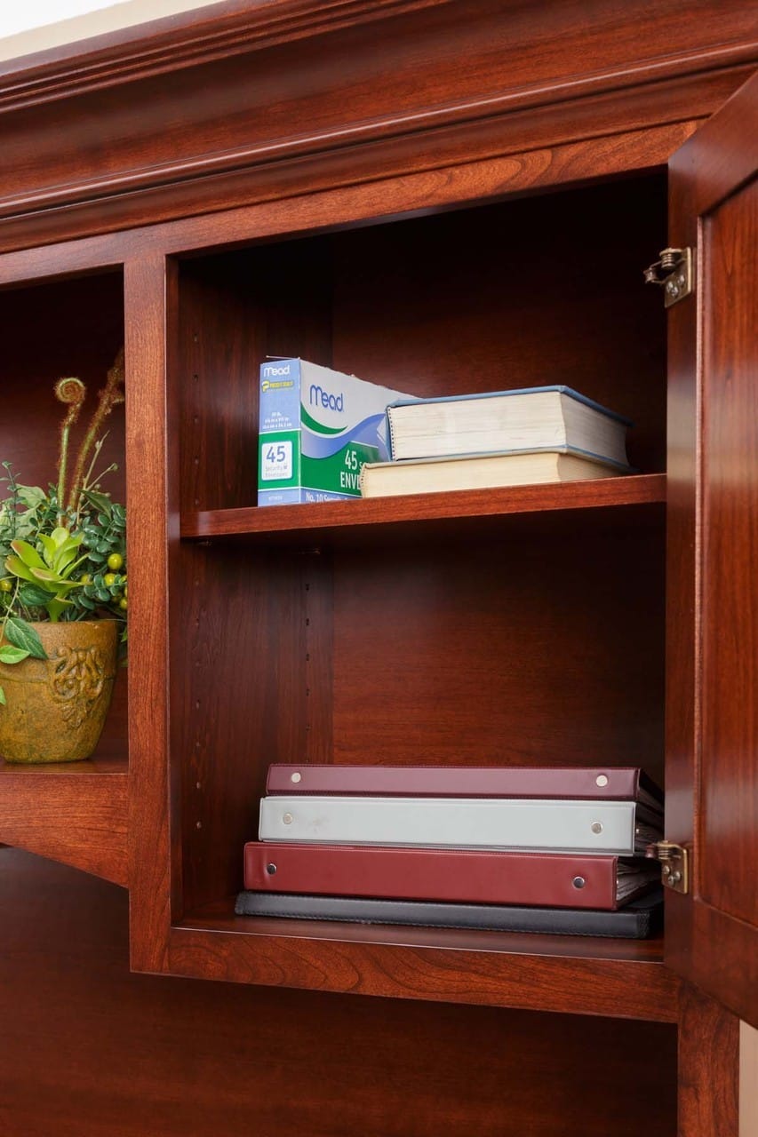 Hampton Double Pedestal Hutch Top Desk