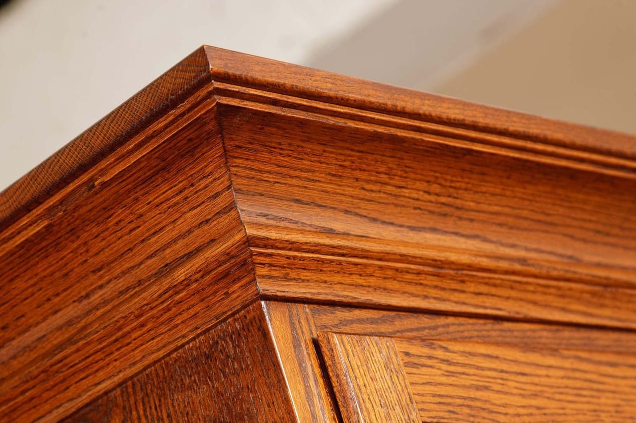 Hampton Hutch Top Corner Desk