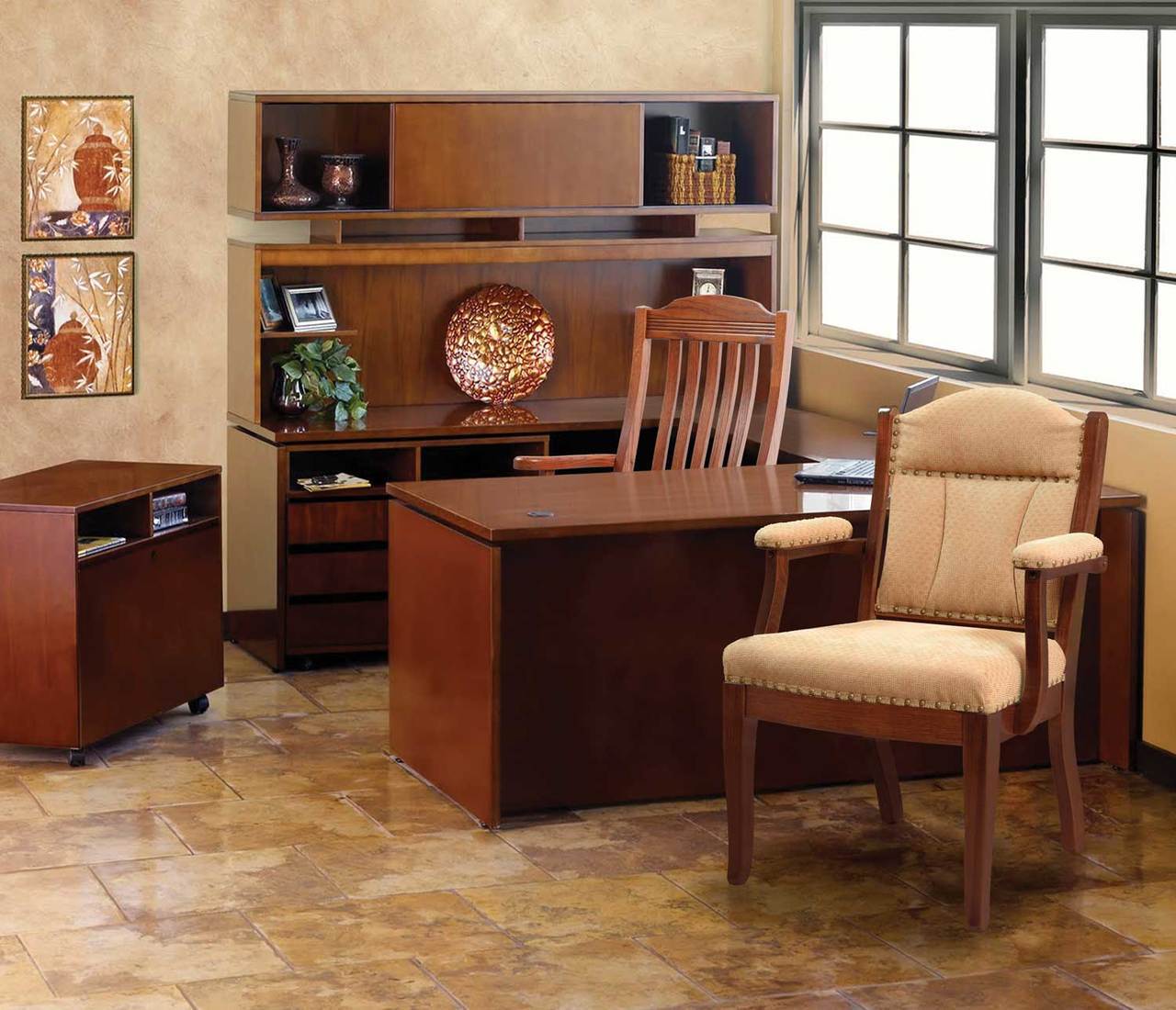 Client Lowback Arm Chair
