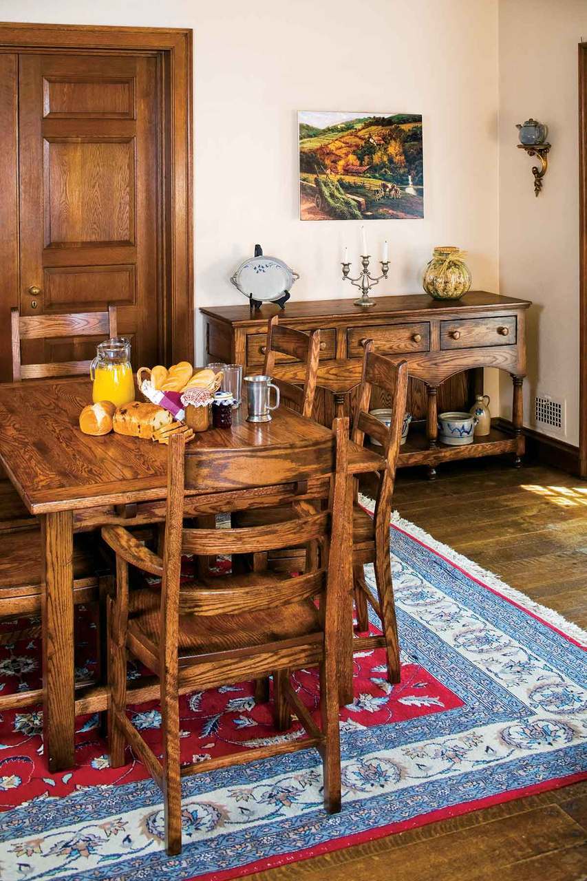 Farmhouse Arm Chair
