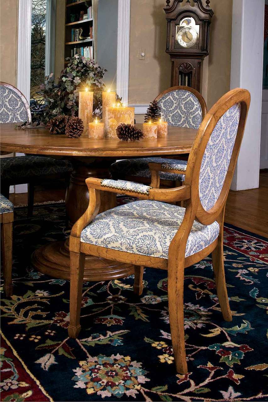 Vineyard Pedestal Table