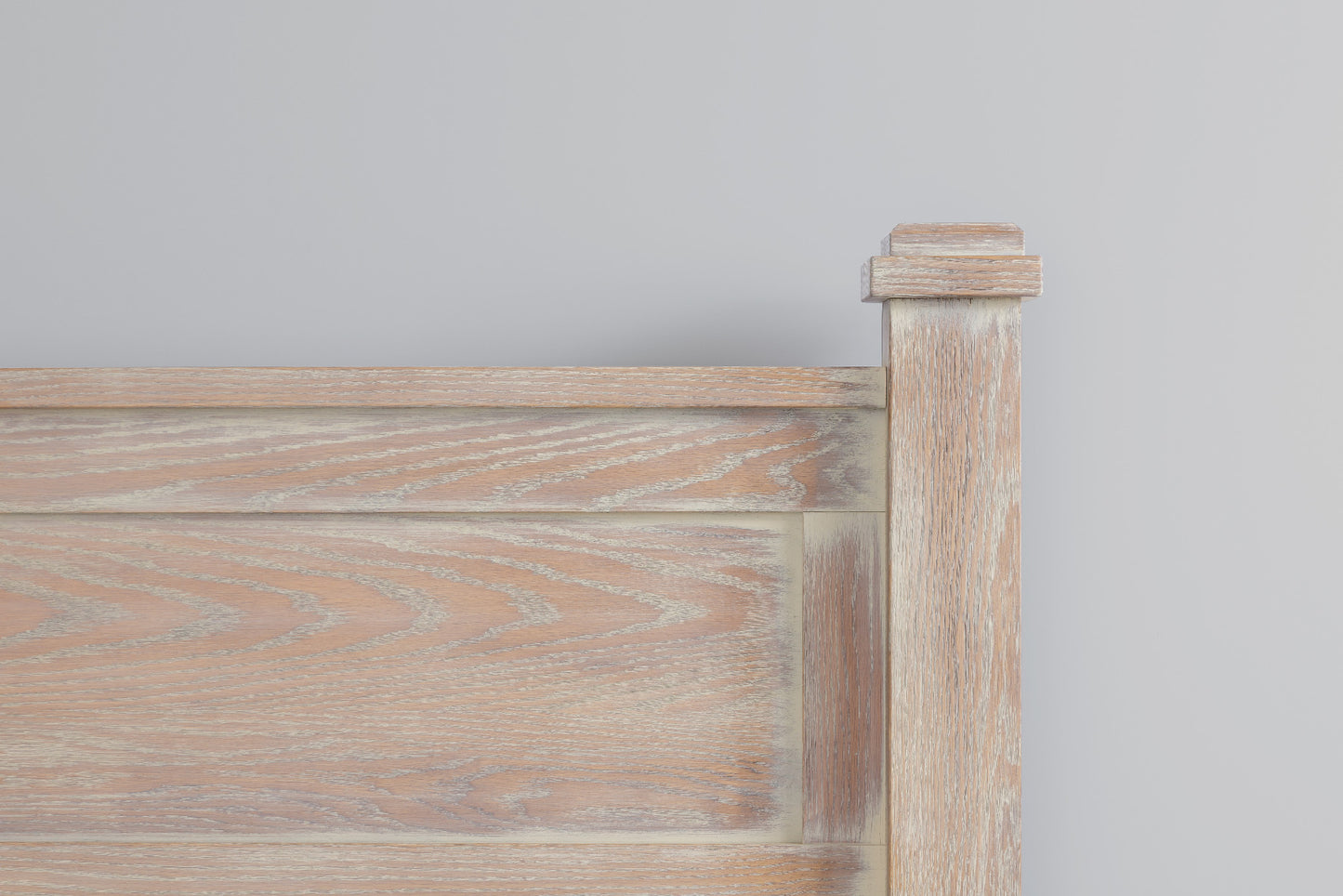 Manor Storage Bed