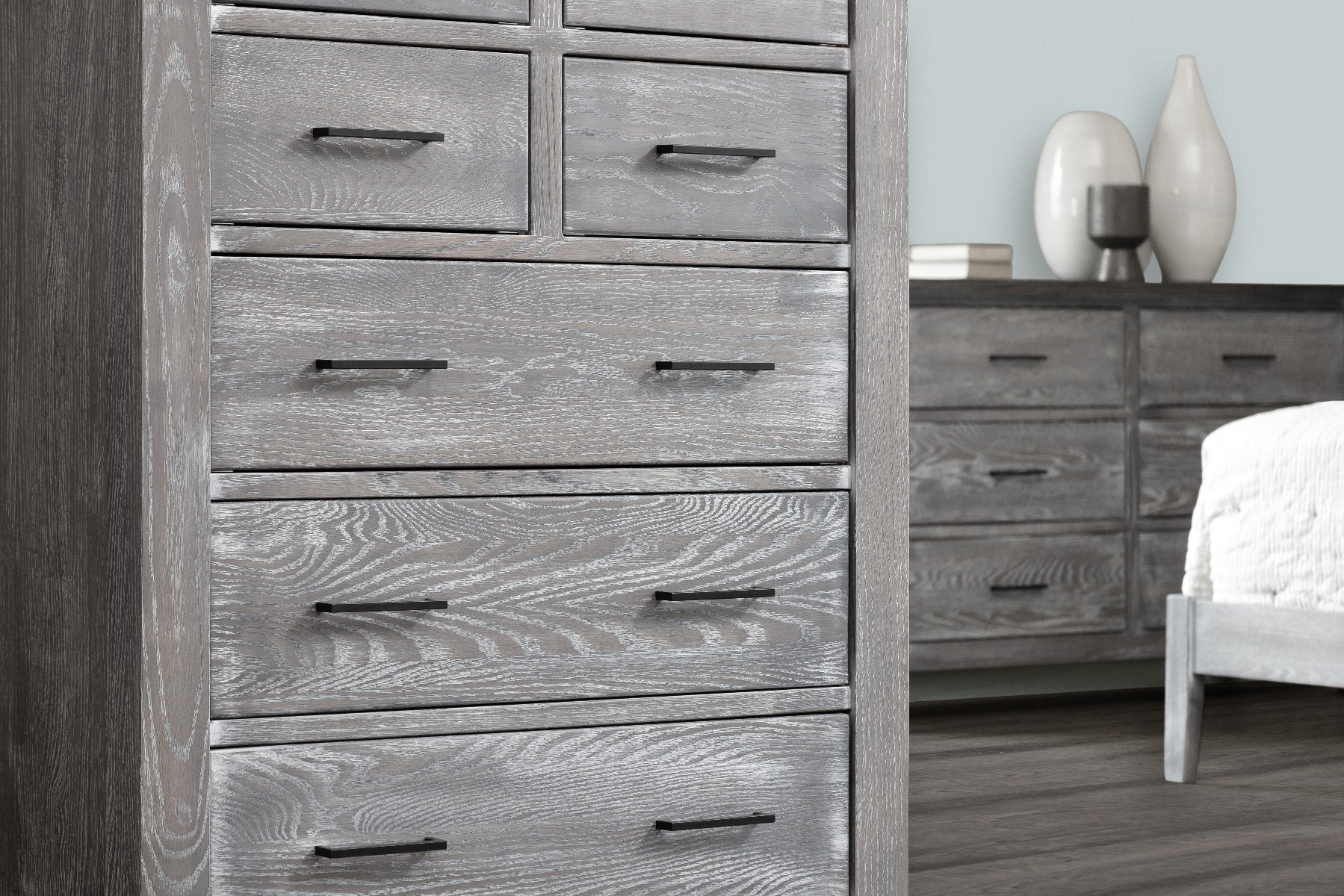 Manor Chest of Drawers
