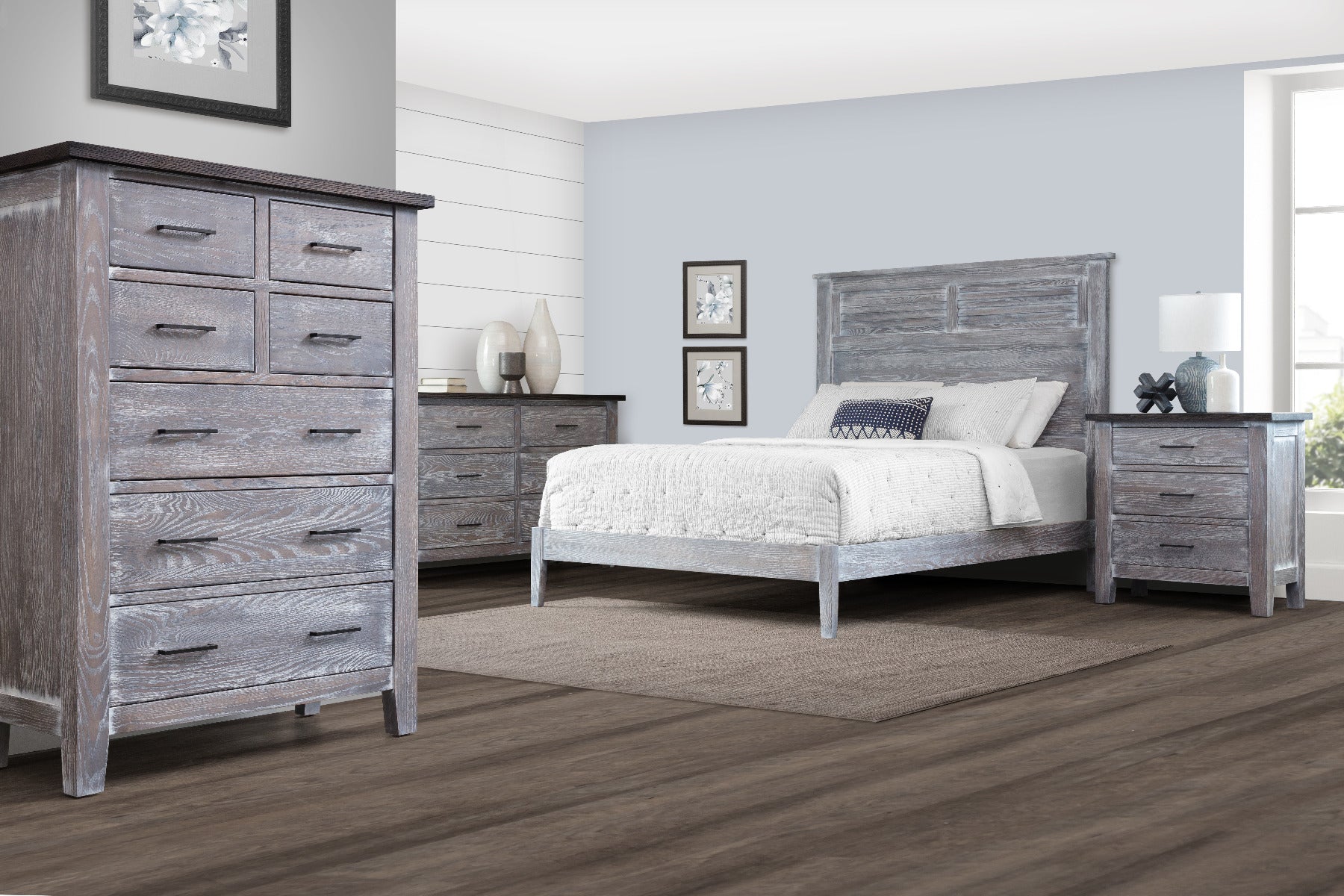 Manor Louver Panel Bed w/Low Footboard