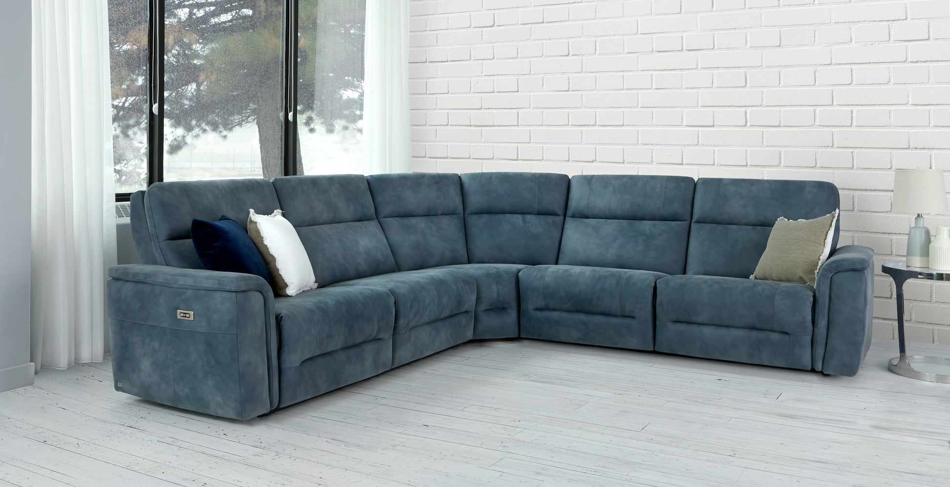 Kellan Reclining Sectional
