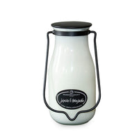 14 Ounce Jasmineand Honeysuckle Jar Candle