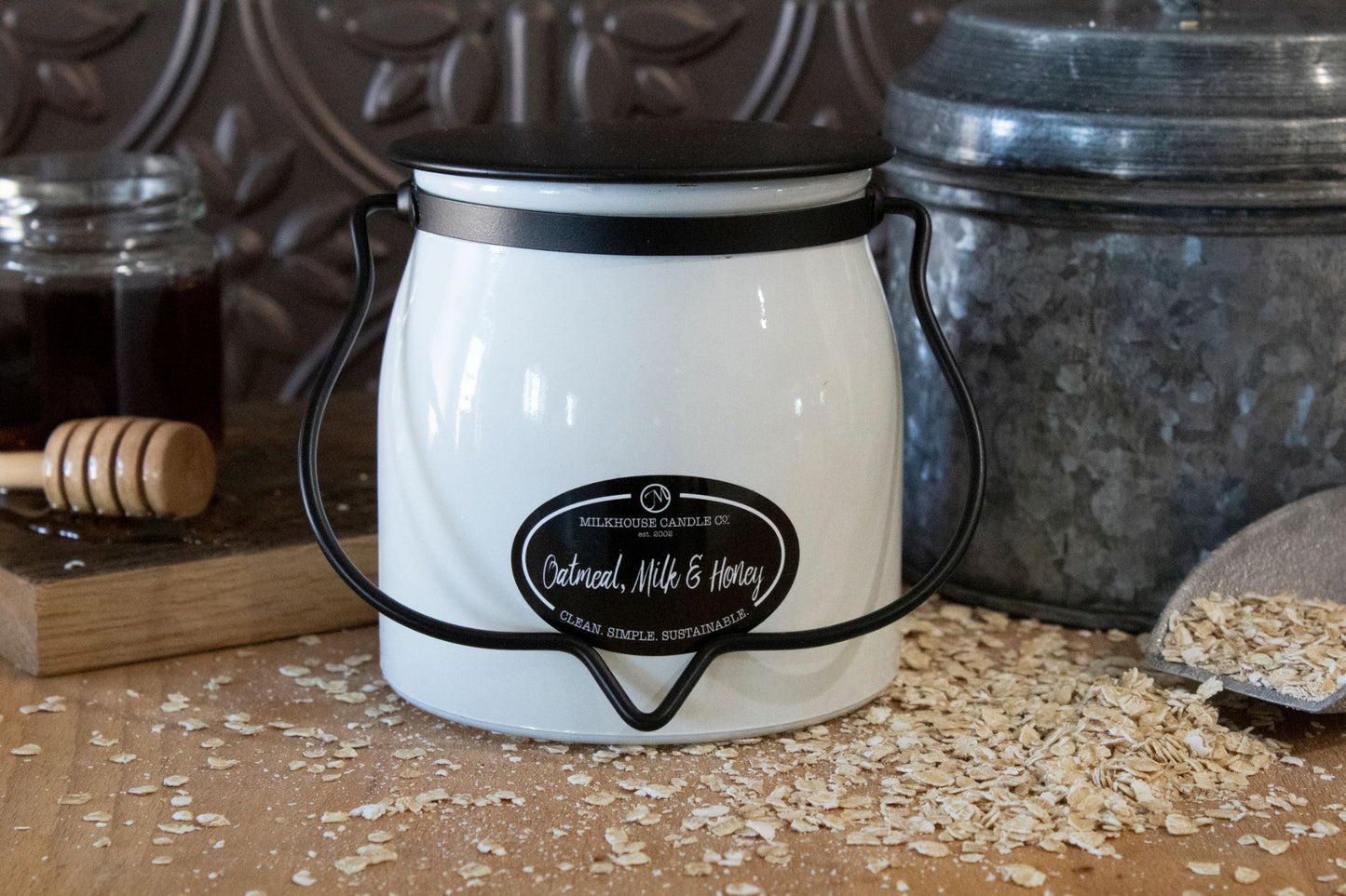 Oatmeal, Milk, & Honey 16 Ounce Jar Candle