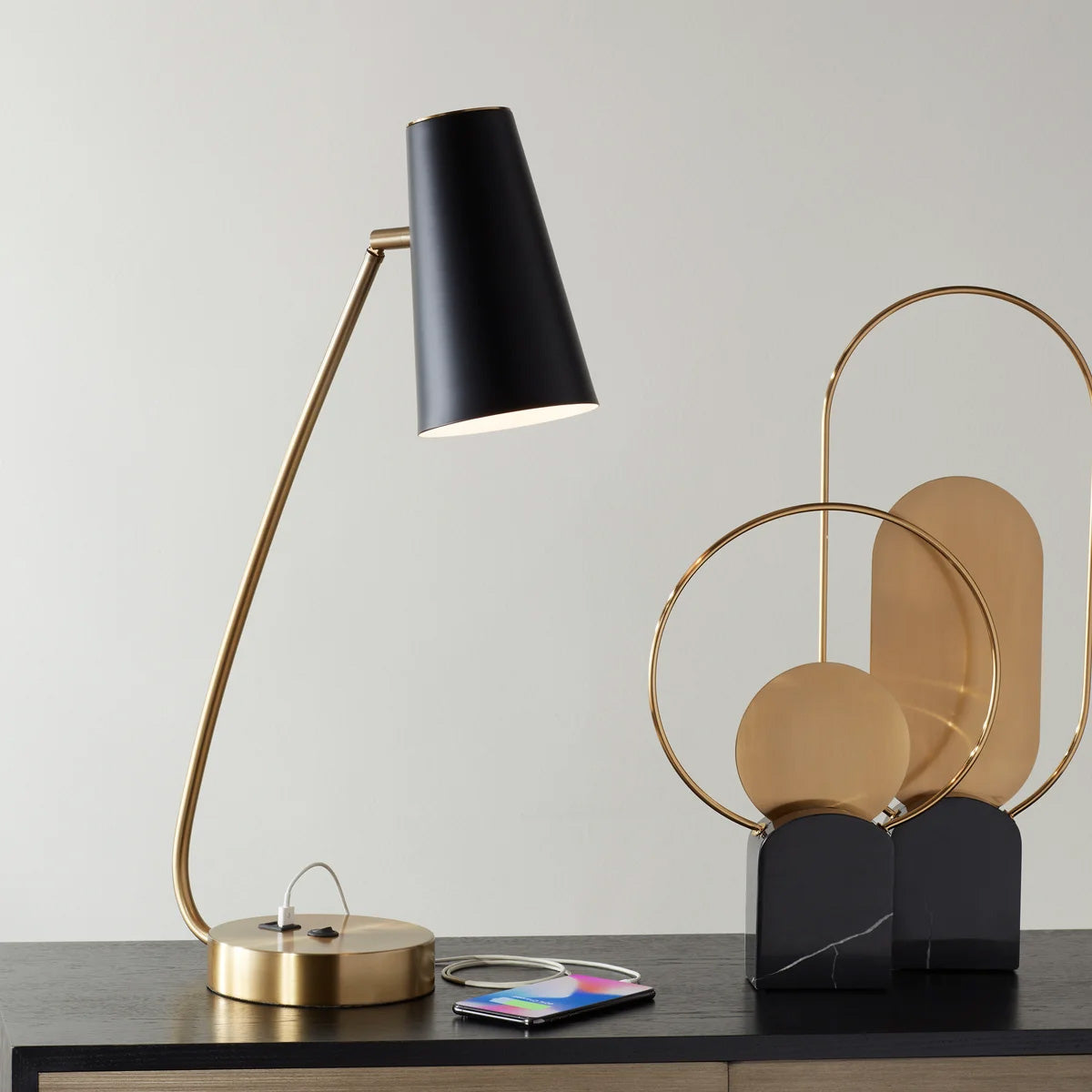 Legend Desk Lamp