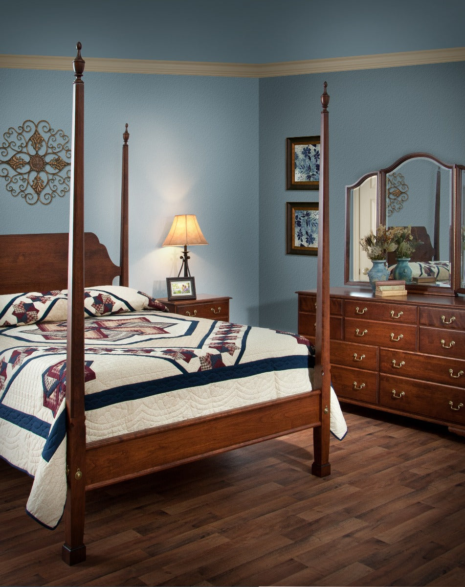 Colonial Pencil Post Bed