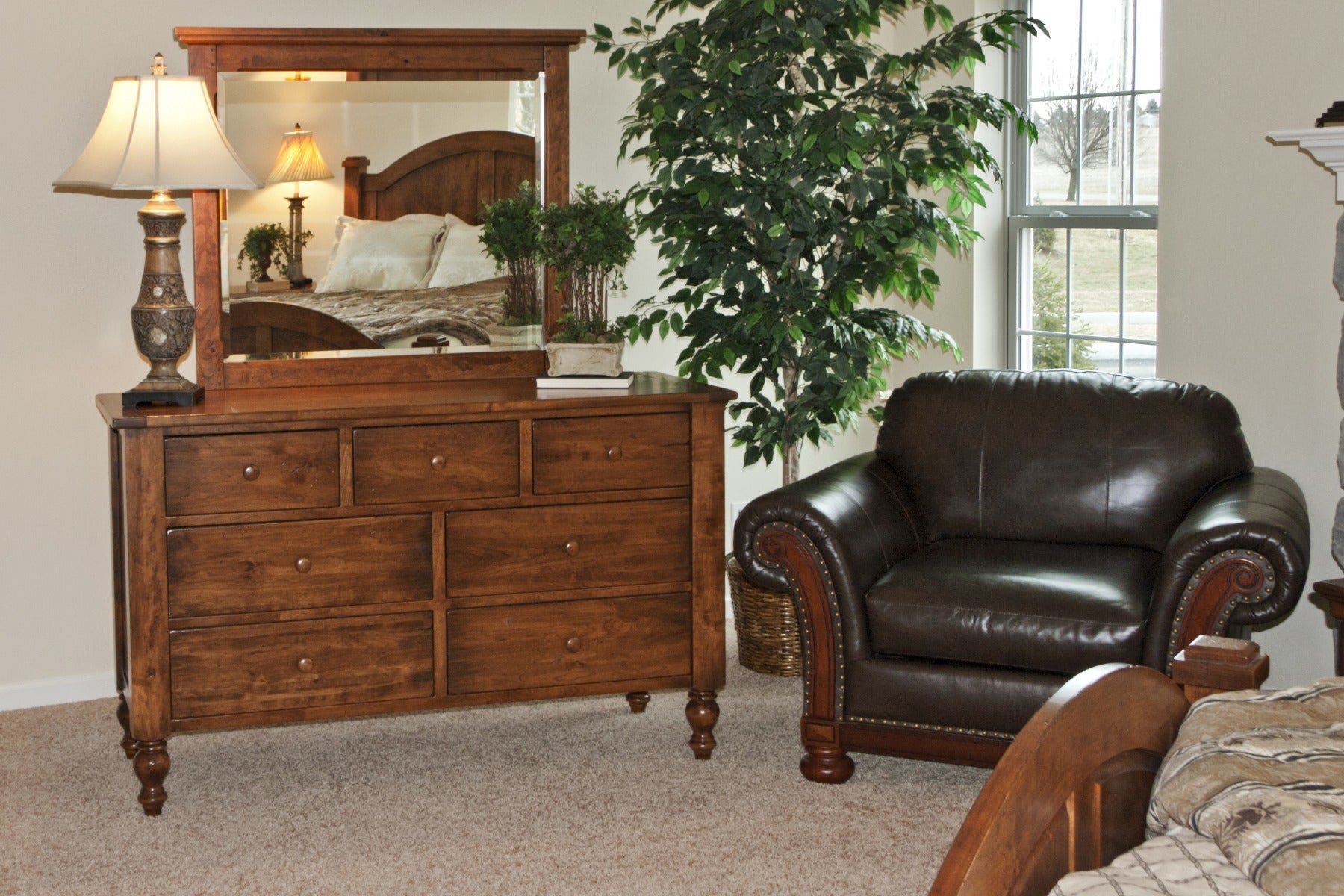 Canyon Creek Double Dresser w/Mirror