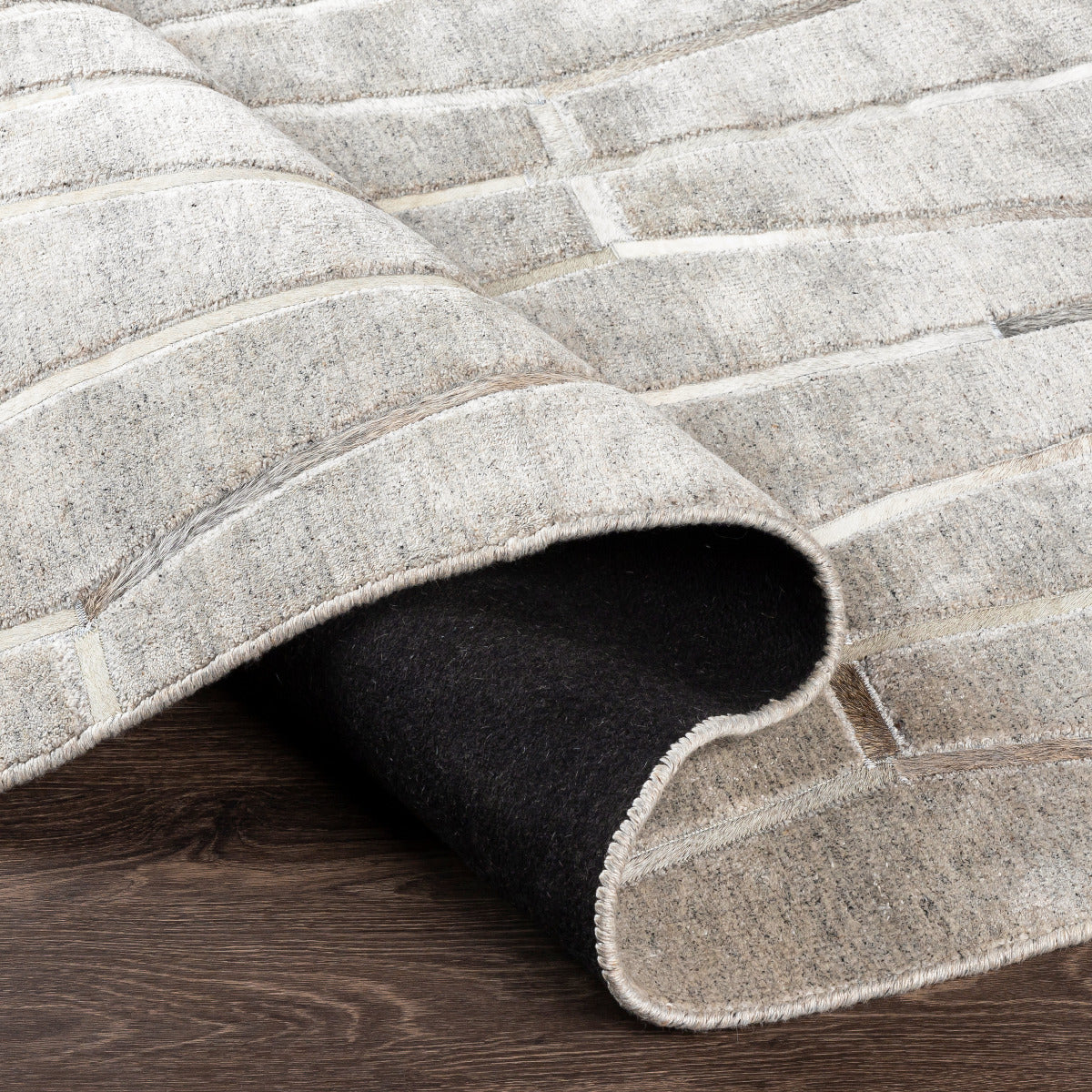 Eloquent Handmade Area Rug