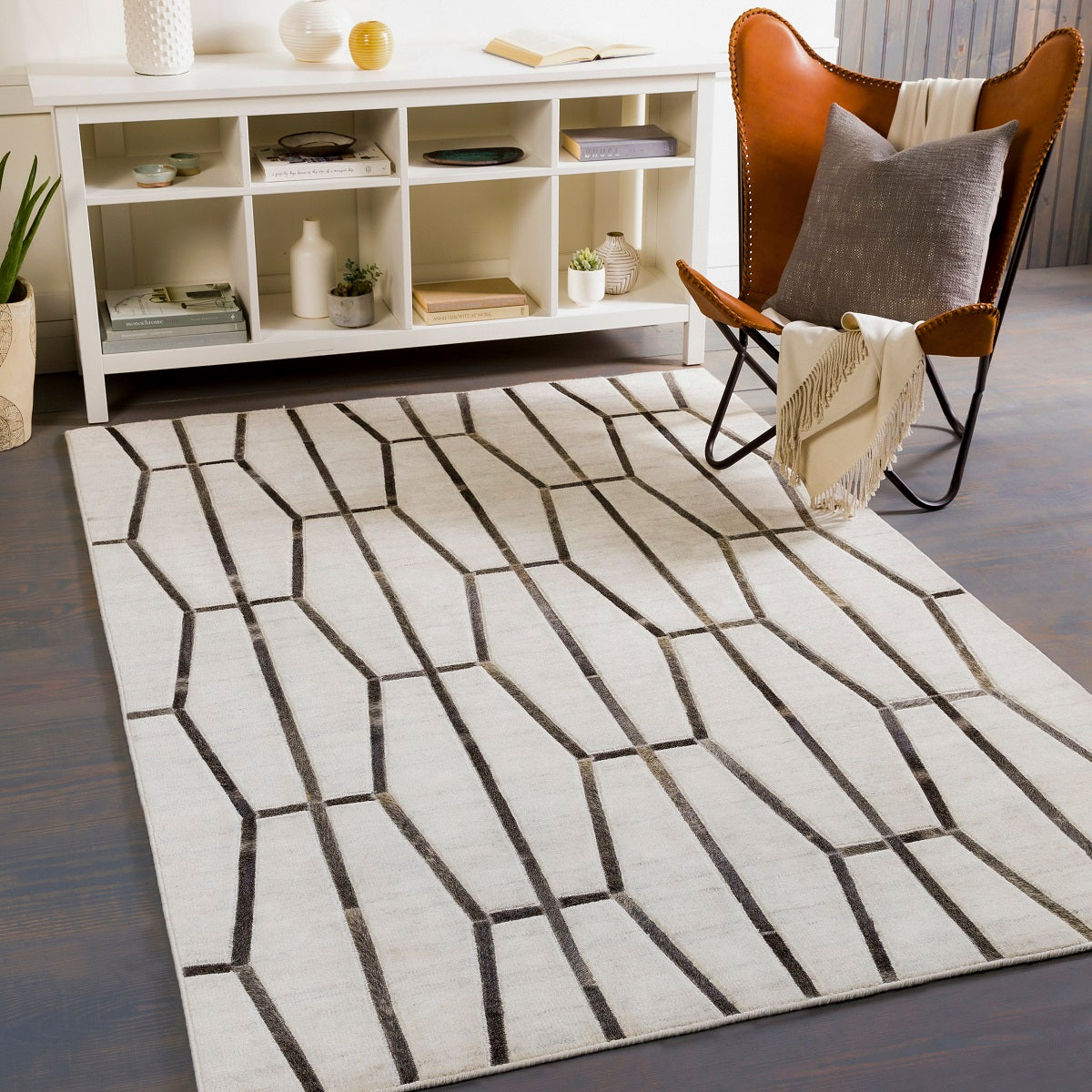Eloquent Handmade Rug
