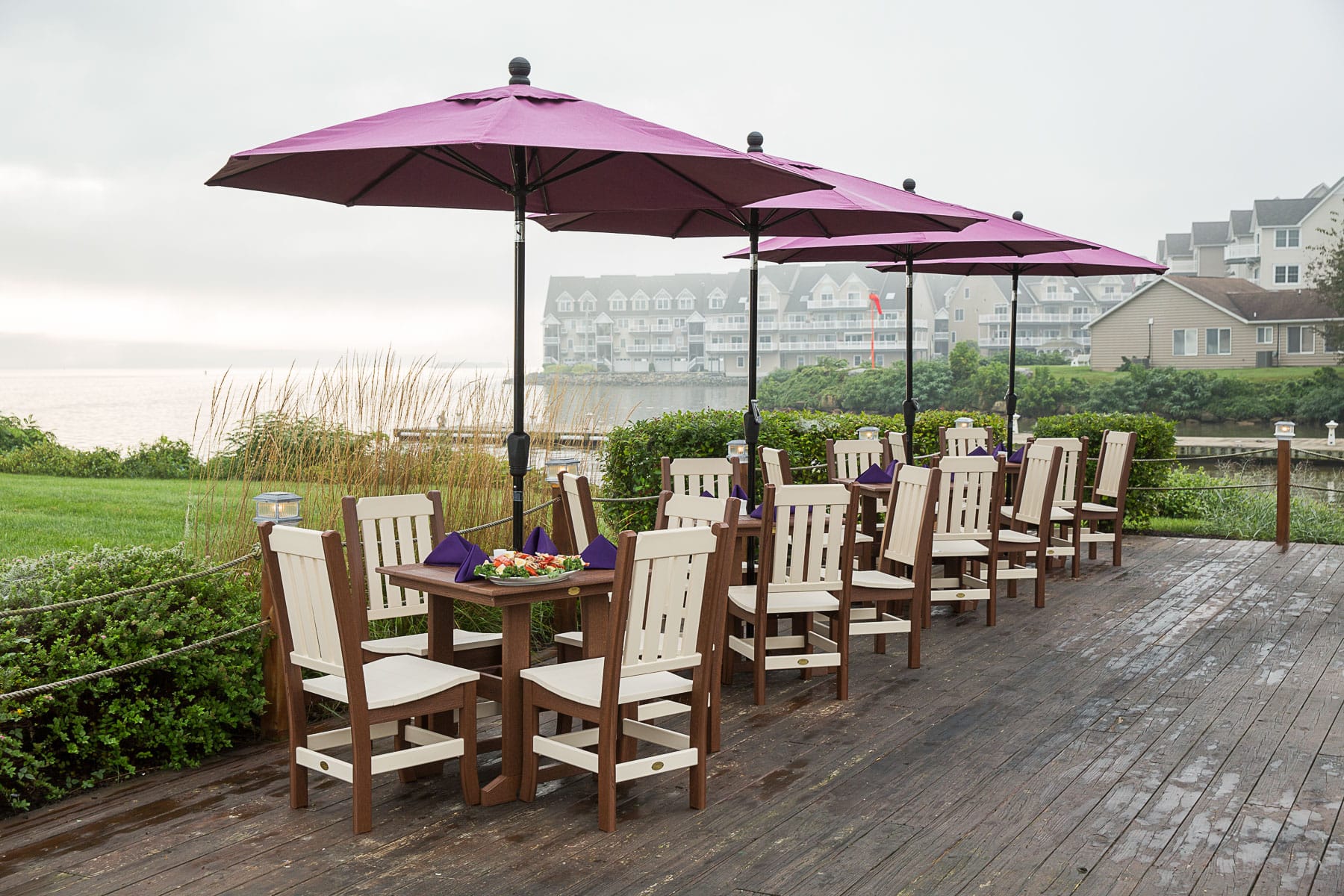 Finch Aluminum Patio Umbrella - Sunbrella Fabrics