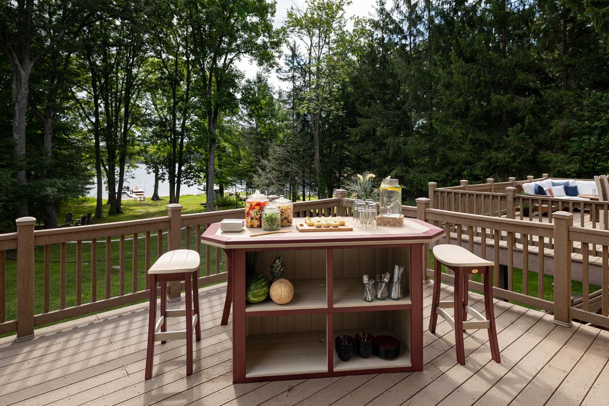 Great Bay Saddle Bar Stool