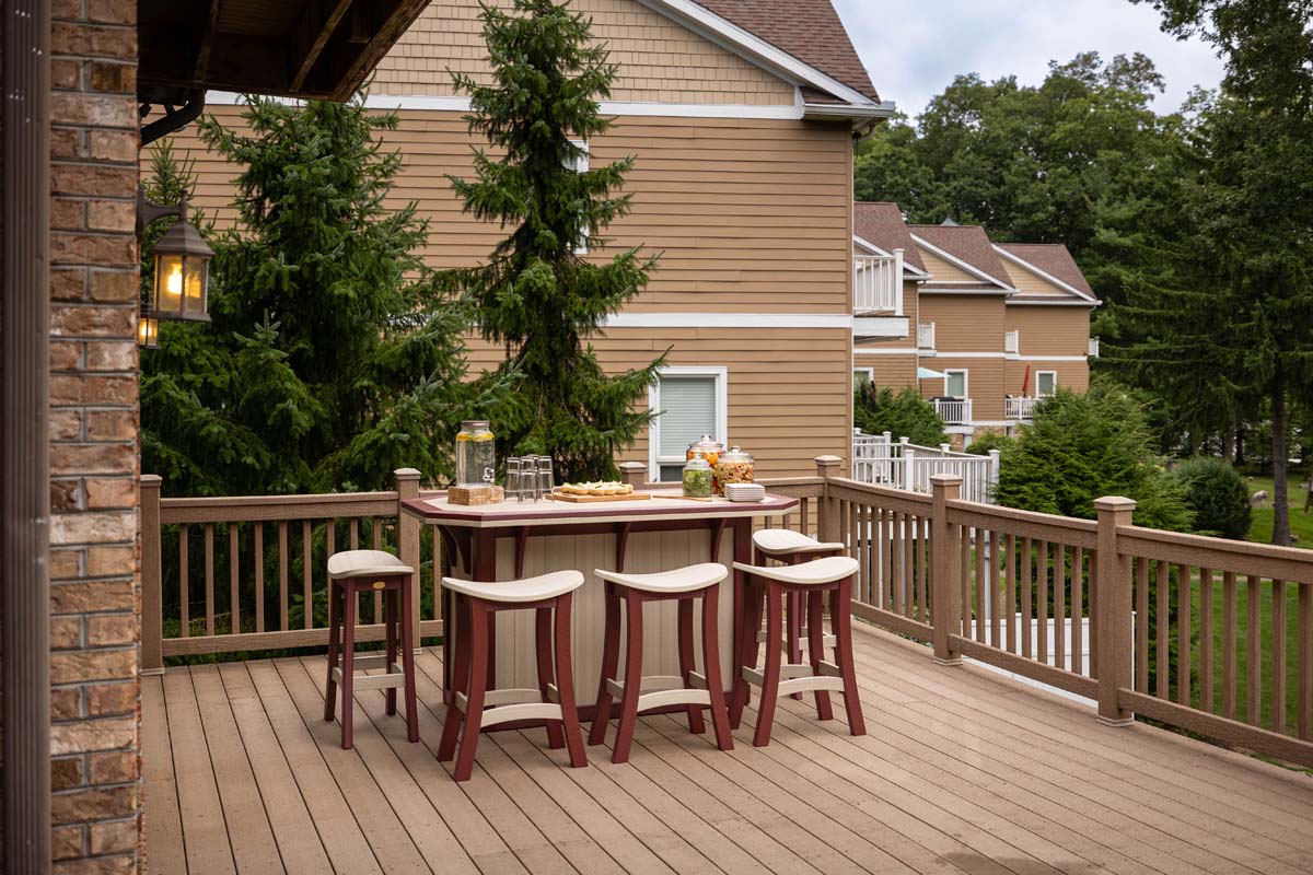 Great Bay Saddle Bar Stool
