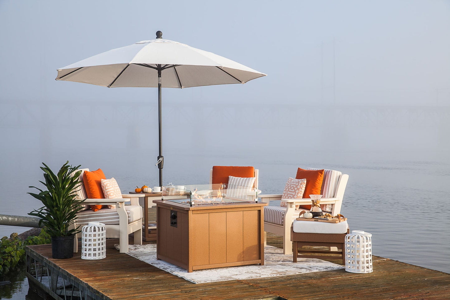 Finch Aluminum Patio Umbrella - Sunbrella Fabrics