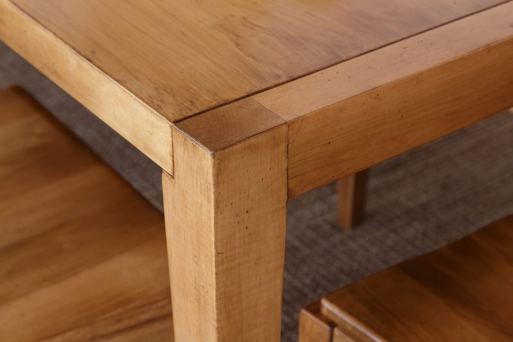 Savanna Table
