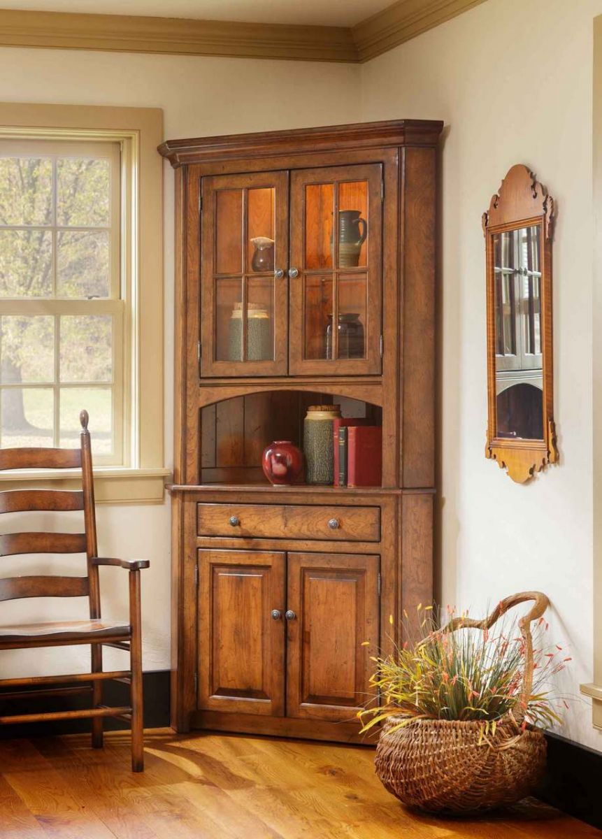 Shaker Corner Cabinet