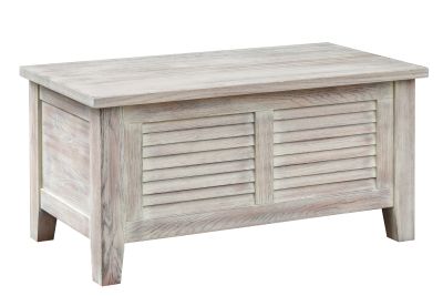 Manor Farmhouse-Style Blanket Chest