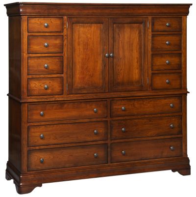 Le Chateau Chifforobe