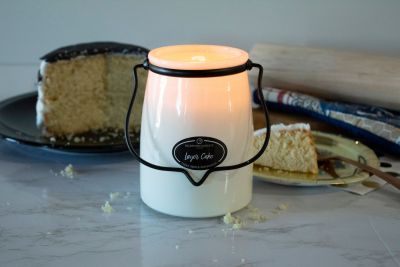 Layer Cake Jar Candle