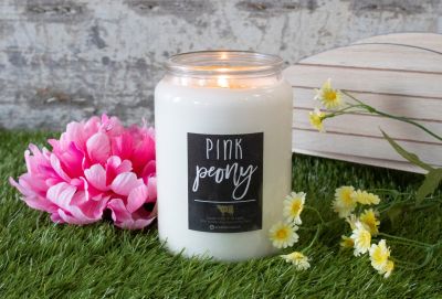 Pink Peony 26 Ounce Farmhouse Soy Candle