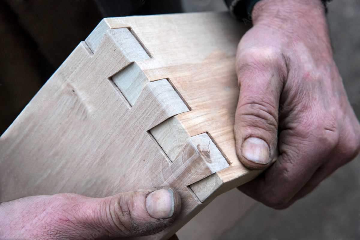 dovetail drawer